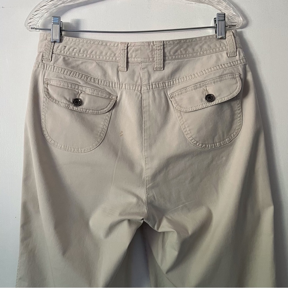 Chico’s “Regatta Crop” Khakis Size 1.5 - Picture 2 of 6